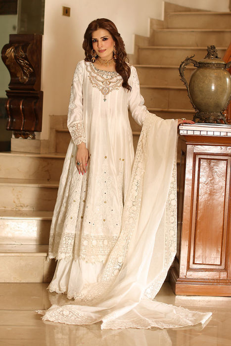 Vanniya Shirt, Dupatta and Lehenga