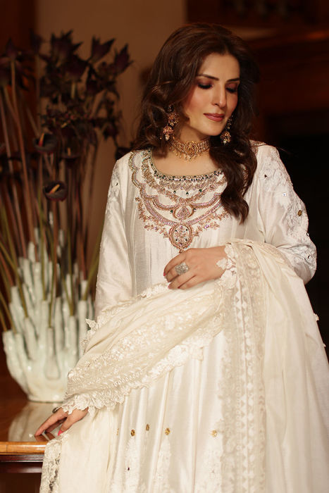 Vanniya Shirt, Dupatta and Lehenga