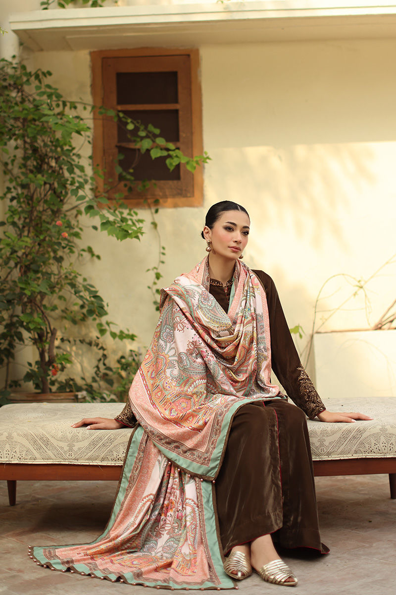 Picture of Inara Shirt and Trousers