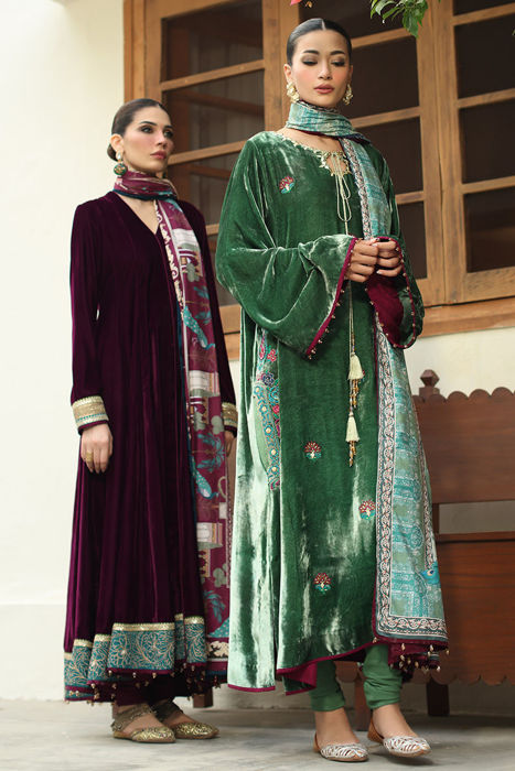 Safa Pishwas and Churidaar